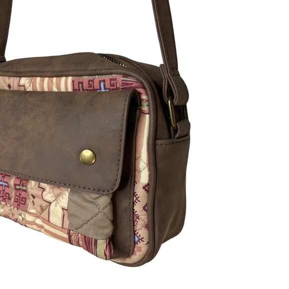 Vintage Donna Sharp Boho Patchwork Crossbody Bag Adjustable Strap Flap Closure - Picture 3 of 11